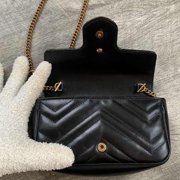 Authentic Gucci Marmont Matelasse Mini Bag - Picture 10 of 11